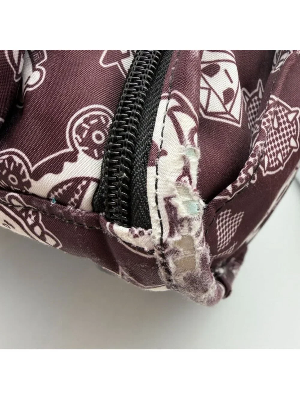TokiDoki X JuJuBe Queens Court diaper bag maroon white zippered backpack